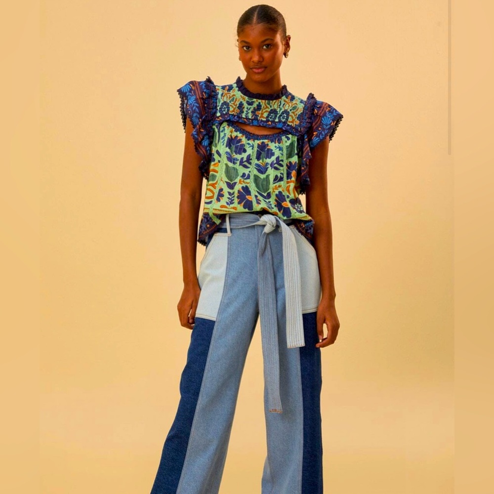 FARM RIO Tie Waist Patch Denim Pants